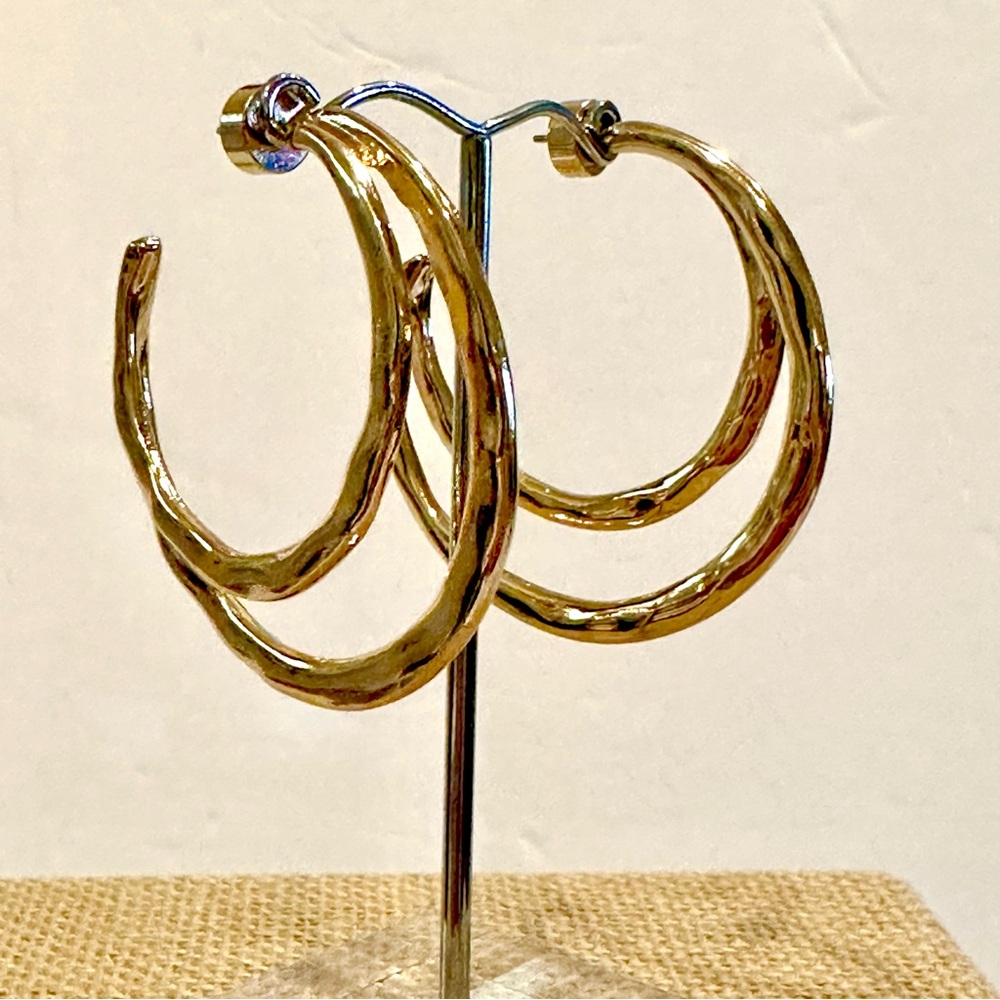 Banana Republic Earrings Gold tone double hoops hammered